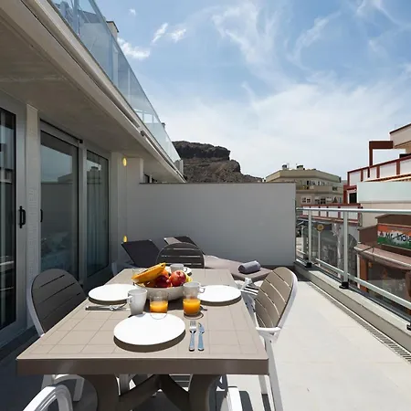 Amarre Paradise * Puerto De Mogan