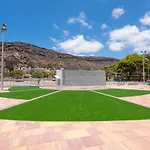 Amarre Paradise פוארטו דה מוגן